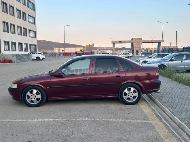 Opel Vectra-3