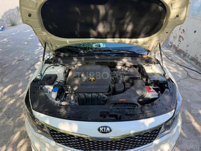 Kia Optima-1
