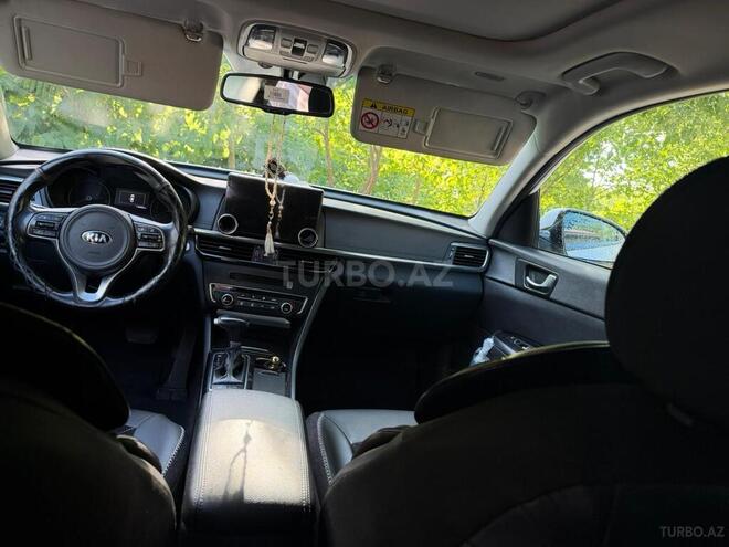 Kia Optima-4