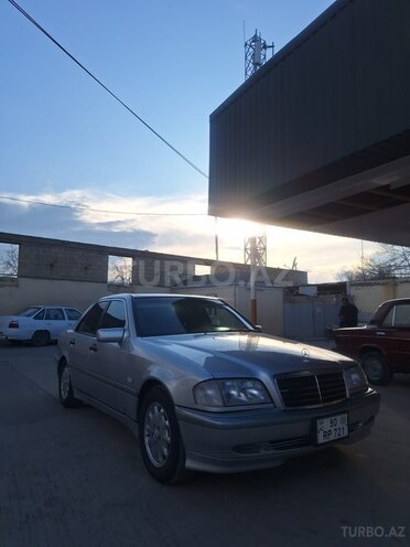 Mercedes C 200-10