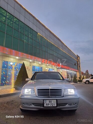 Mercedes C 200-2