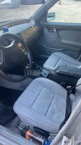 Mercedes C 200-9