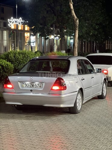Mercedes C 200-7