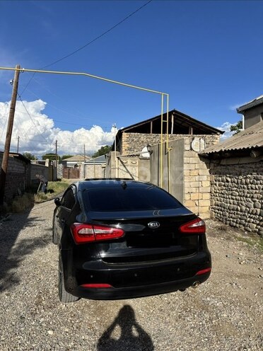 Kia Cerato-3