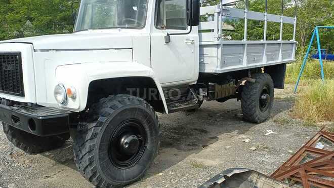 GAZ 3308-12