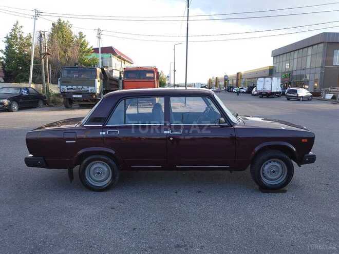 LADA (VAZ) 2107-10