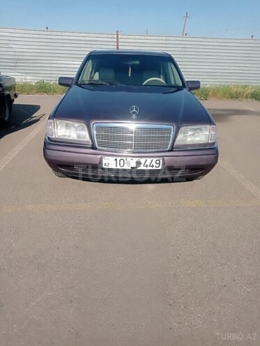 Mercedes C 200-1