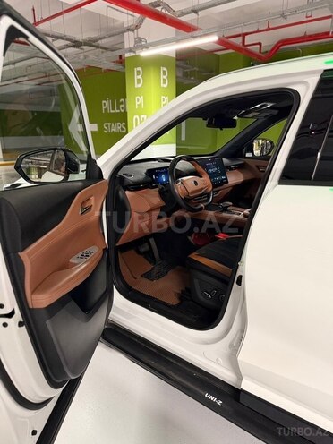 Changan Uni-Z-6