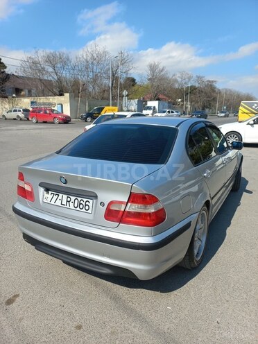 BMW 325-9
