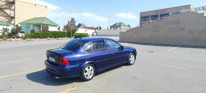 Opel Vectra-11