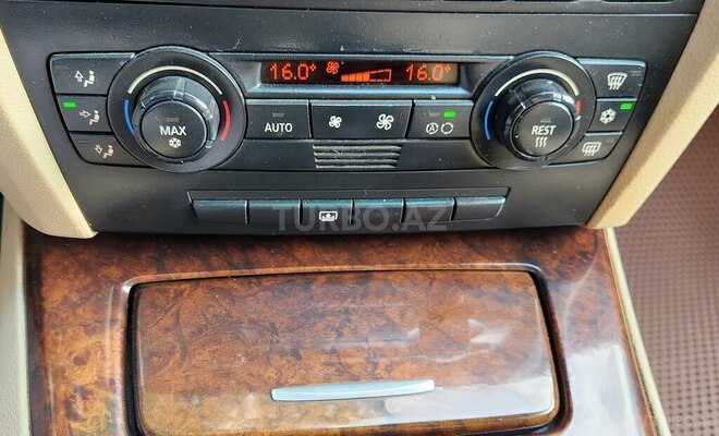 BMW 320-14