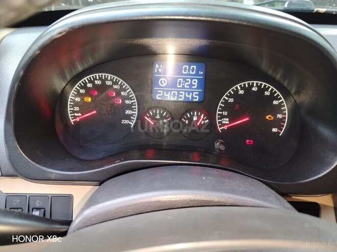 Chery Tiggo (T11)-6