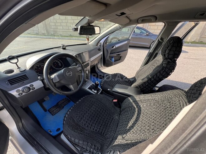 Opel Astra-9