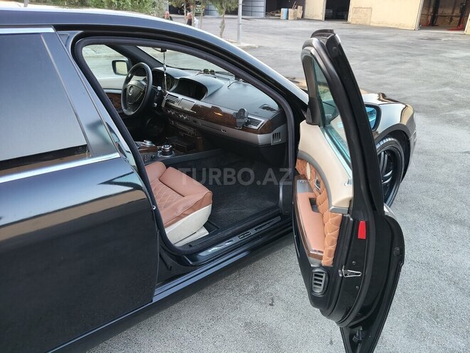 BMW 750-16