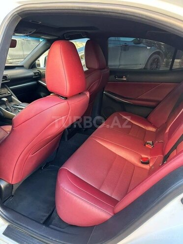 Lexus IS 300-7