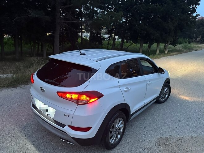 Hyundai Tucson-9