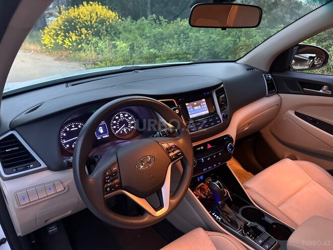 Hyundai Tucson-10
