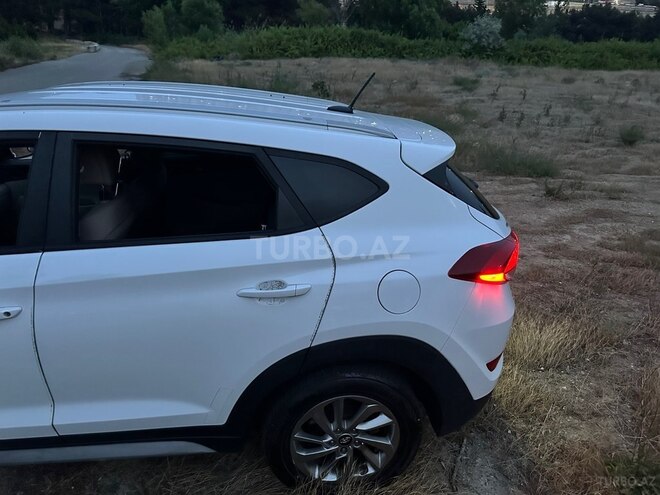 Hyundai Tucson-19