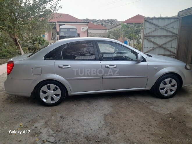 Daewoo Gentra-2