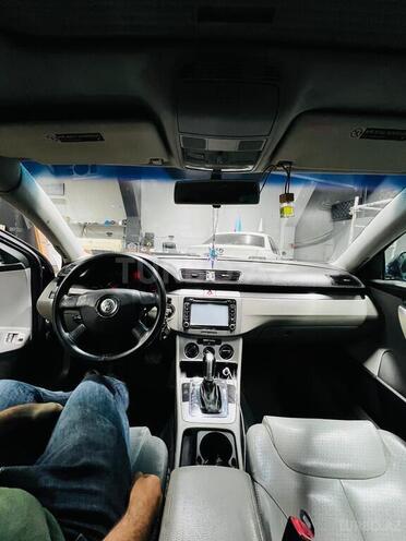 Volkswagen Passat-5