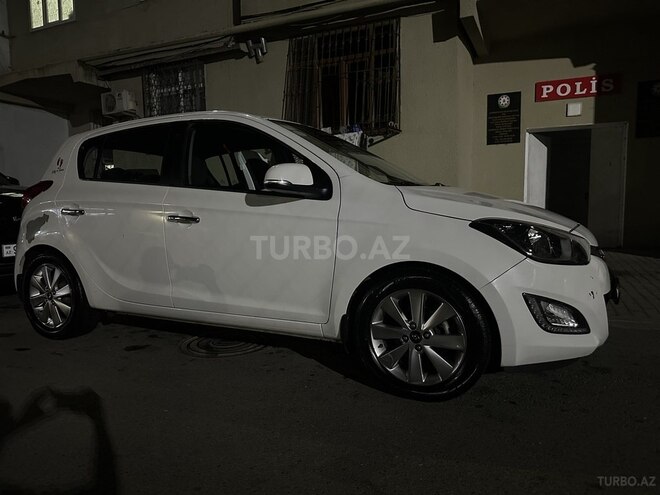 Hyundai i20-6