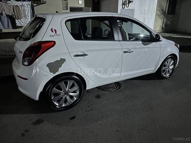 Hyundai i20-5