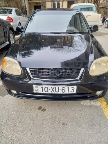 Hyundai Accent-1