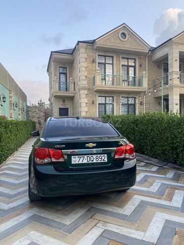 Chevrolet Cruze-2