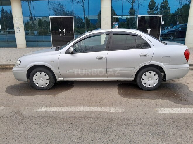 Nissan Sunny-7