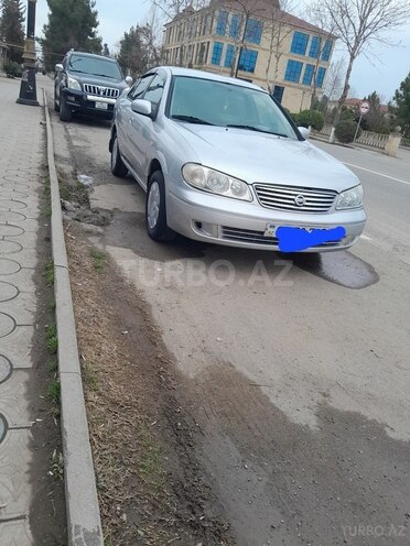 Nissan Sunny-1
