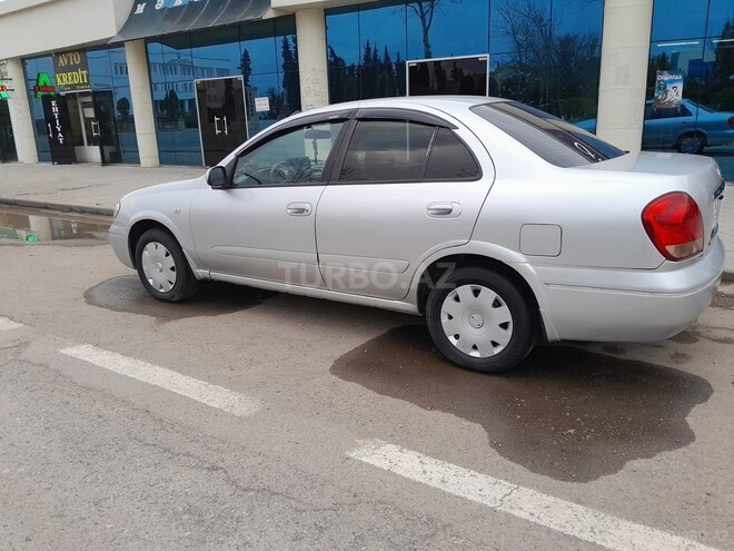 Nissan Sunny-5
