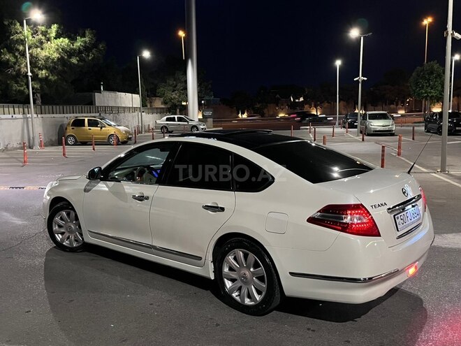 Nissan Teana-7