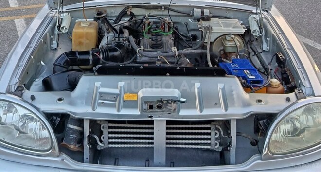 GAZ 31105 "Volga"-13