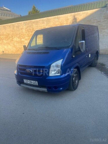 Ford Transit-14