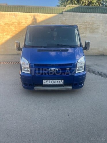Ford Transit-1