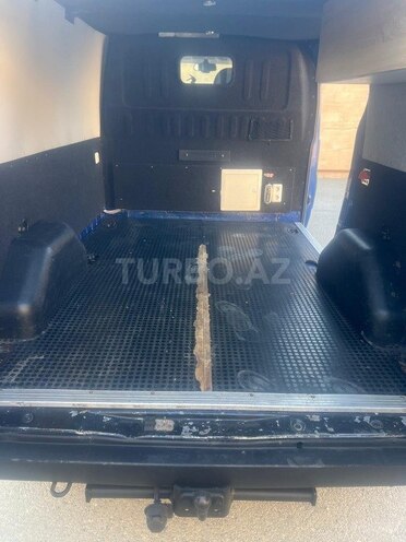 Ford Transit-4