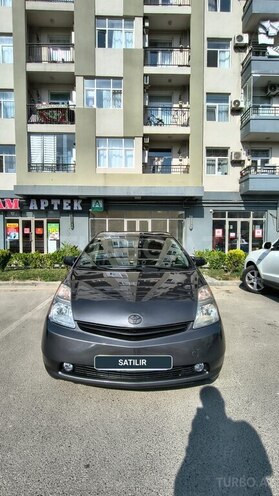 Toyota Prius-1