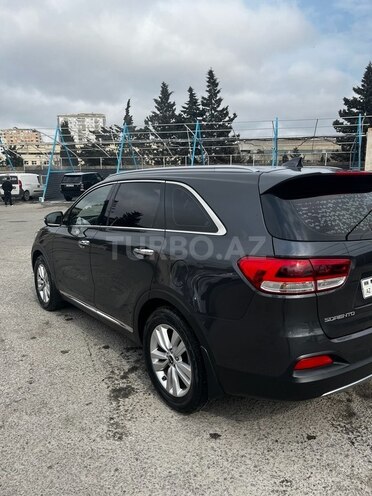 Kia Sorento-3