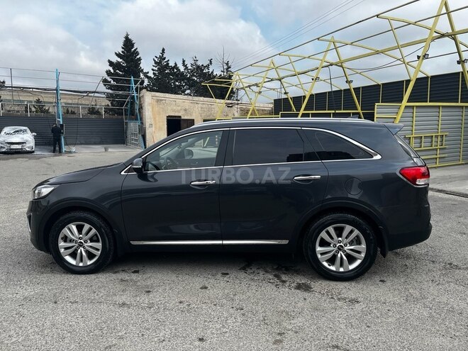 Kia Sorento-2