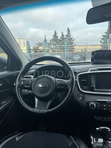 Kia Sorento-10