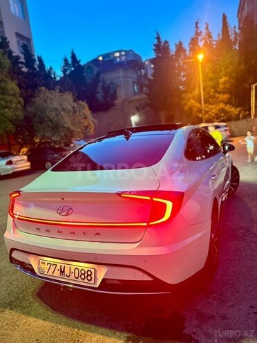 Hyundai Sonata-8