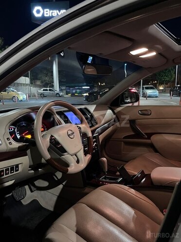 Nissan Teana-11