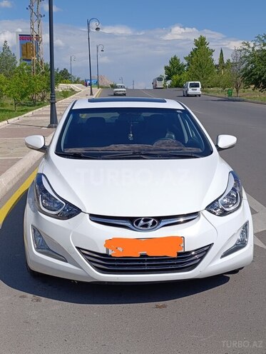 Hyundai Elantra-1