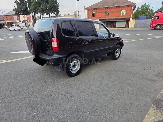 Chevrolet Niva-7