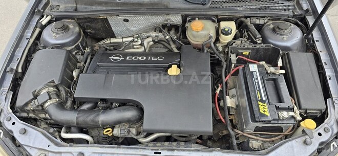 Opel Vectra-13