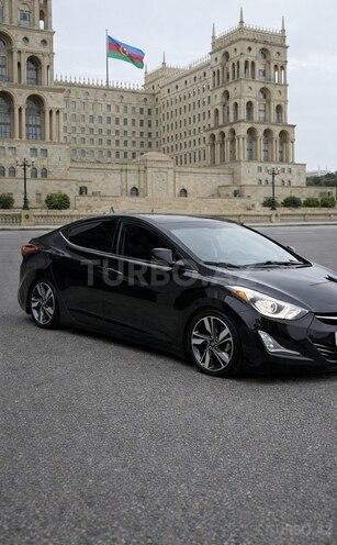 Hyundai Elantra-1