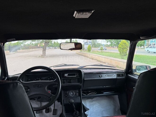 LADA (VAZ) 2107-4