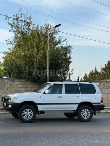 Toyota Land Cruiser-2