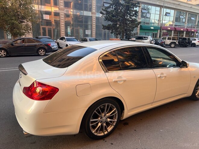 Infiniti G25-3