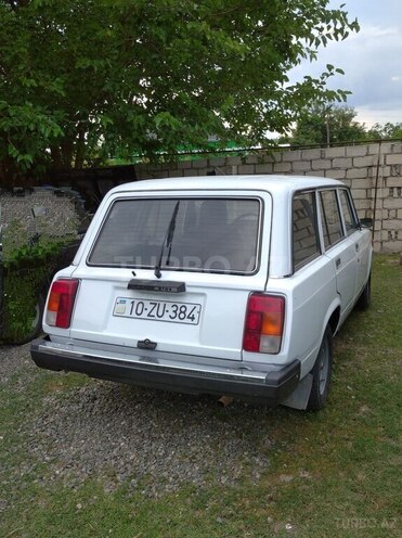 LADA (VAZ) 2104-2